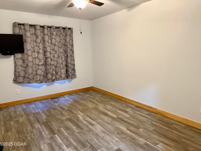 811 S Wood Street, Neosho, MO 64850