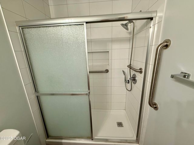 811 S Wood Street, Neosho, MO 64850