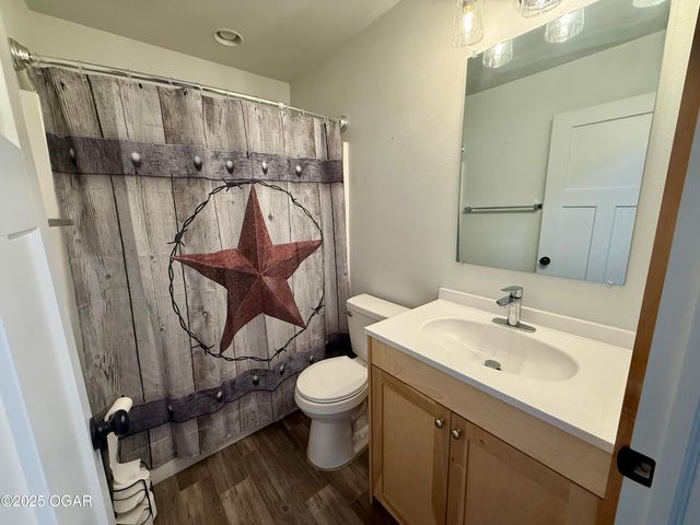 811 S Wood Street, Neosho, MO 64850