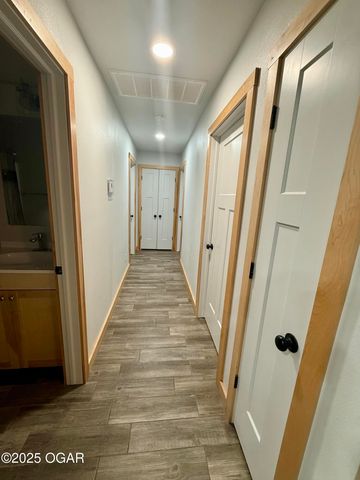 811 S Wood Street, Neosho, MO 64850