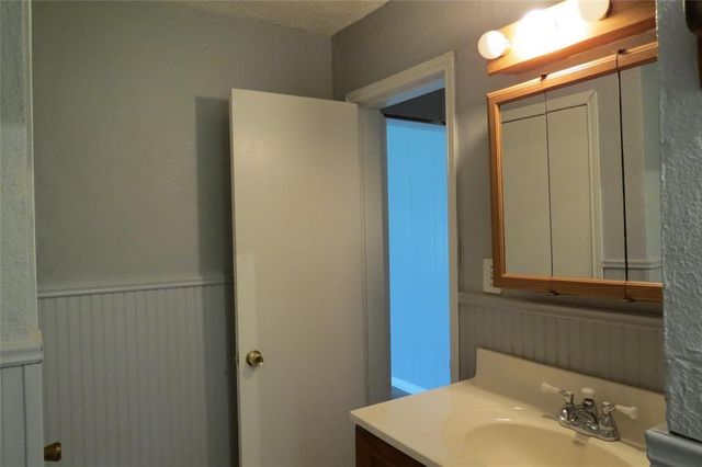 380 Keeland Dr, New Waverly, TX 77538