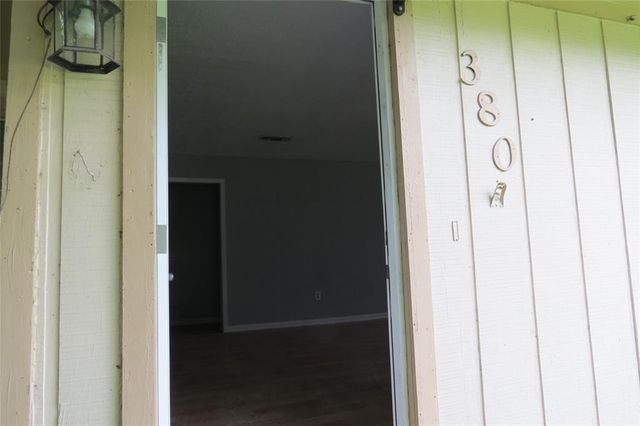 380 Keeland Dr, New Waverly, TX 77538