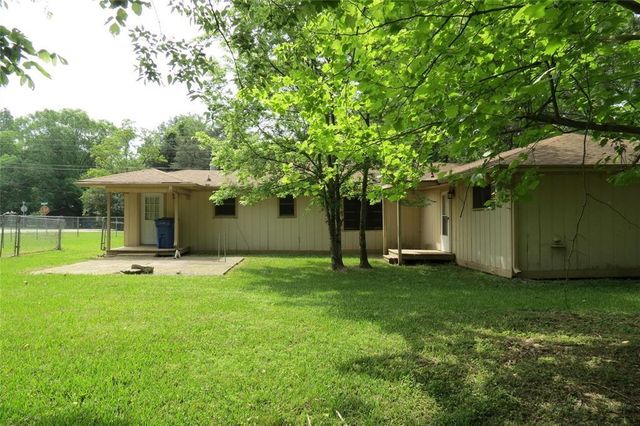 380 Keeland Dr, New Waverly, TX 77538