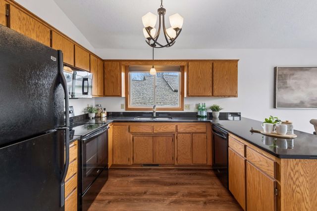 2187 Grimm Road, Chaska, MN 55318