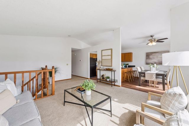2187 Grimm Road, Chaska, MN 55318