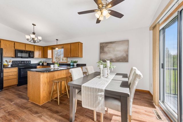 2187 Grimm Road, Chaska, MN 55318