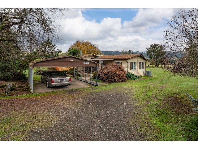 7840 GARDEN VALLEY Rd, Roseburg, OR 97471