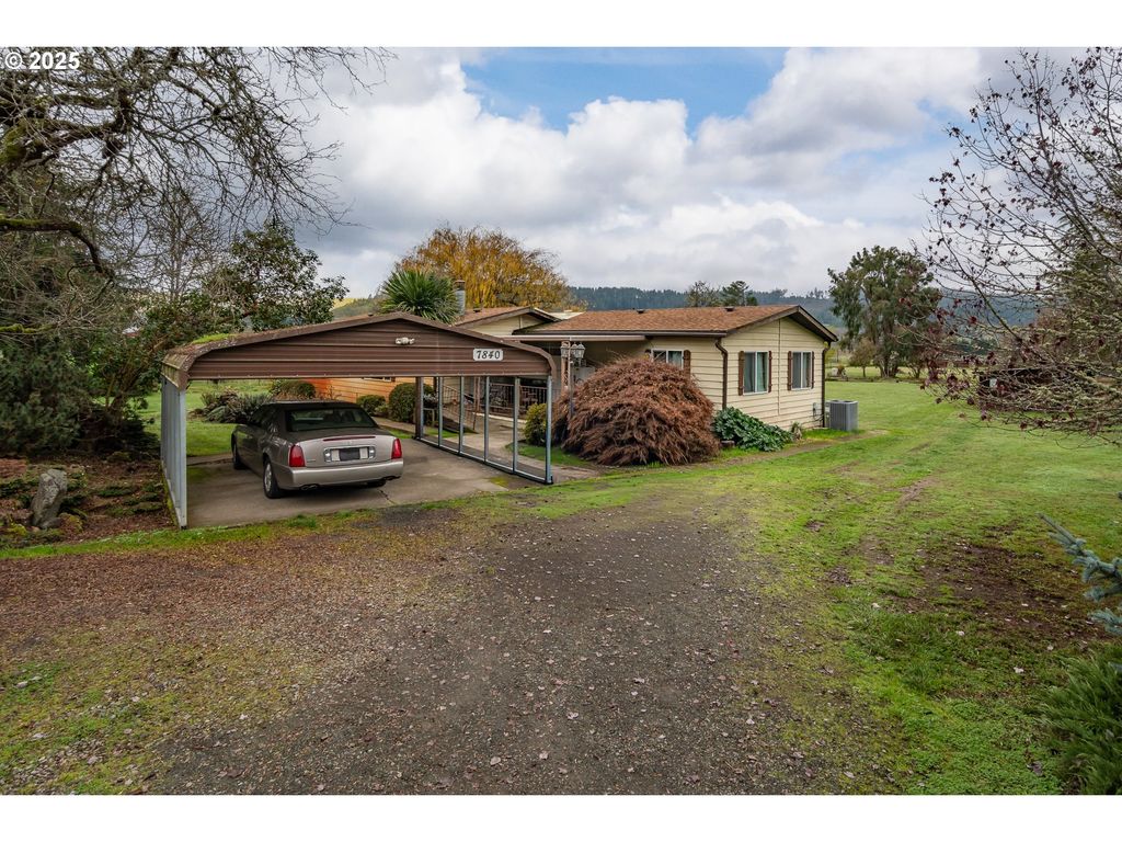 7840 GARDEN VALLEY Rd, Roseburg, OR 97471