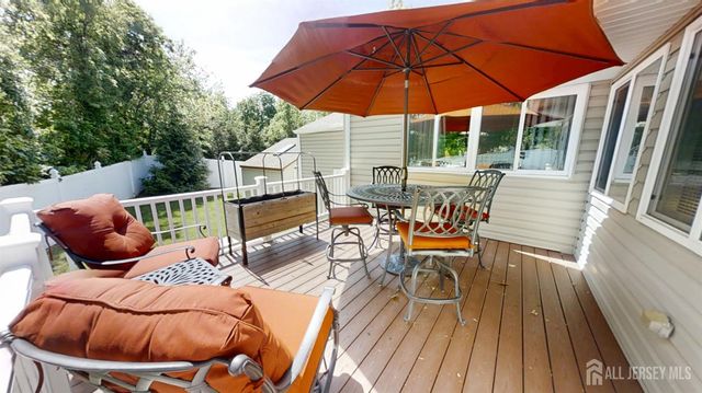 4 Meade Court, Piscataway, NJ 08854