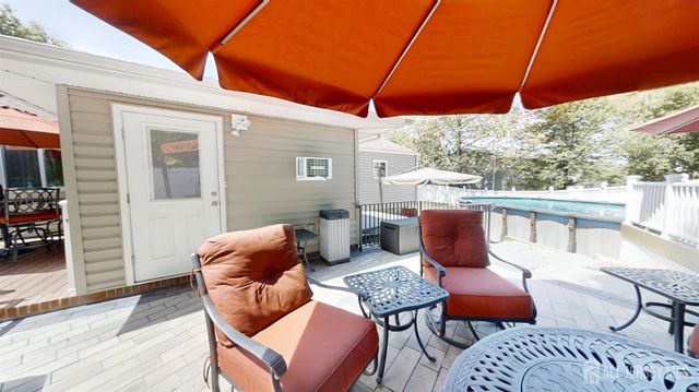 4 Meade Court, Piscataway, NJ 08854