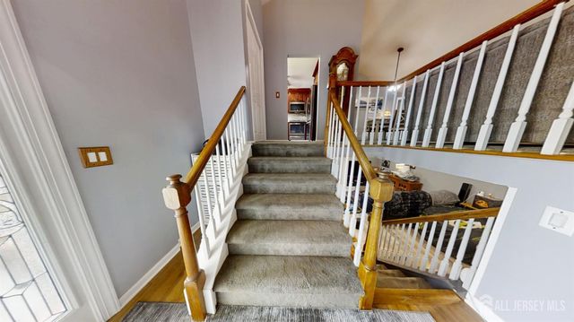 4 Meade Court, Piscataway, NJ 08854