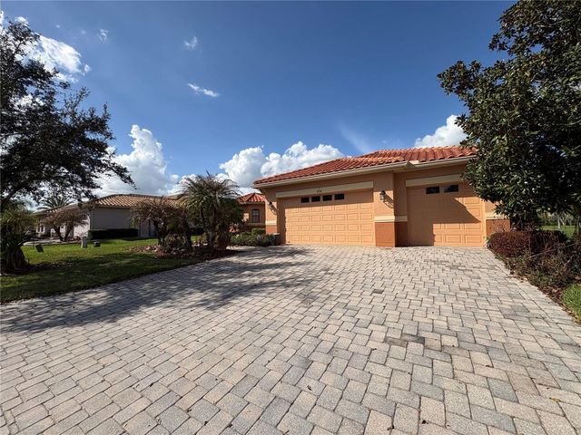 898 SAN RAPHAEL STREET, Poinciana, FL 34759