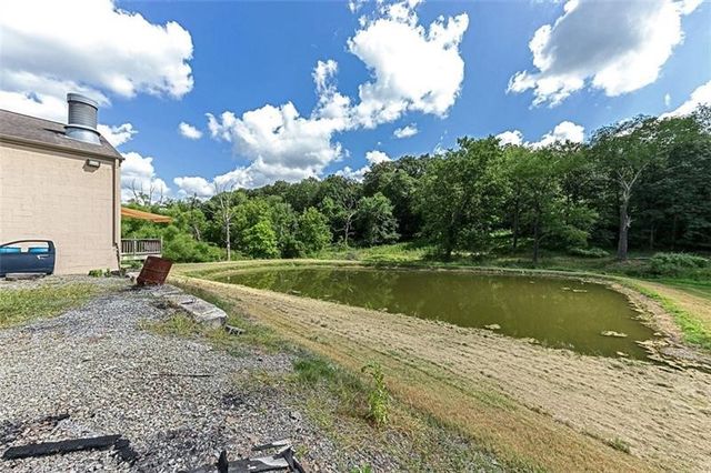 3275 Hills Church Road, Murrysville, PA 15632