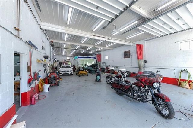 3275 Hills Church Road, Murrysville, PA 15632