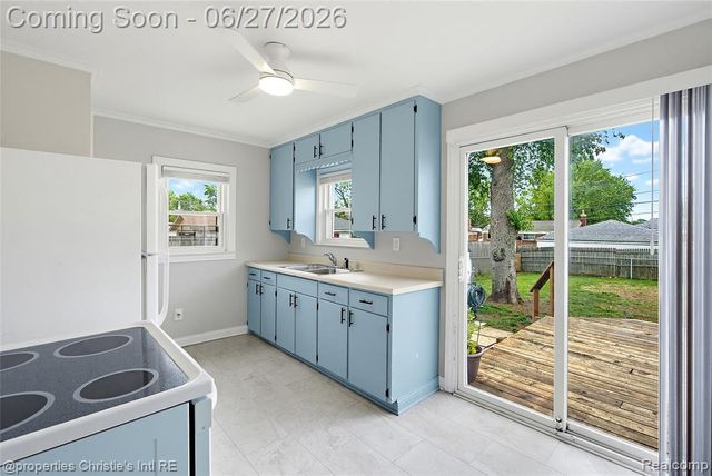 22436 Furton Street, Saint Clair Shores, MI 48082