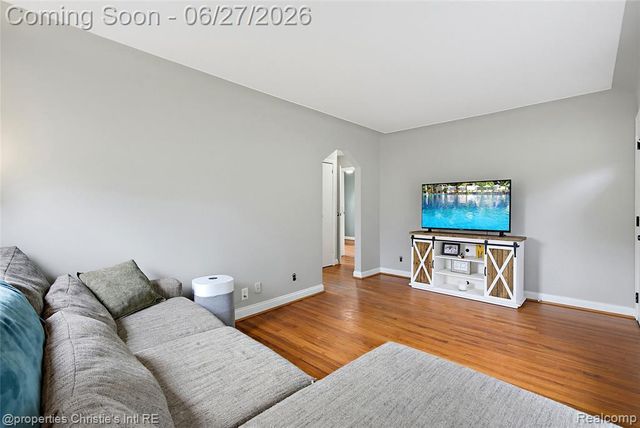22436 Furton Street, Saint Clair Shores, MI 48082
