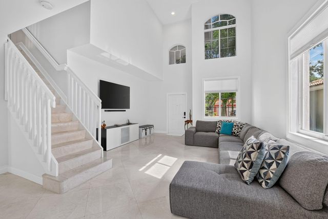 5040 Heron Place, Coconut Creek, FL 33073