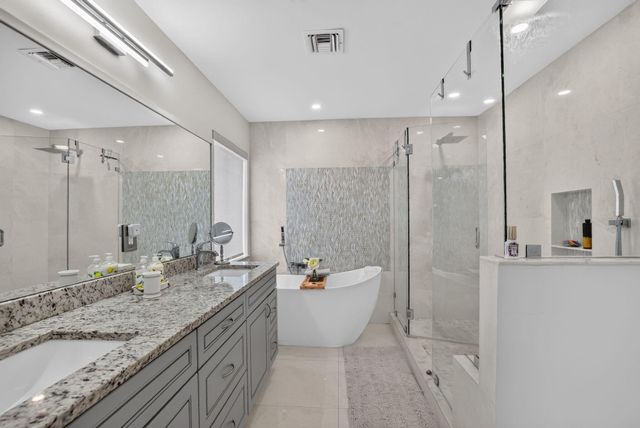5040 Heron Place, Coconut Creek, FL 33073