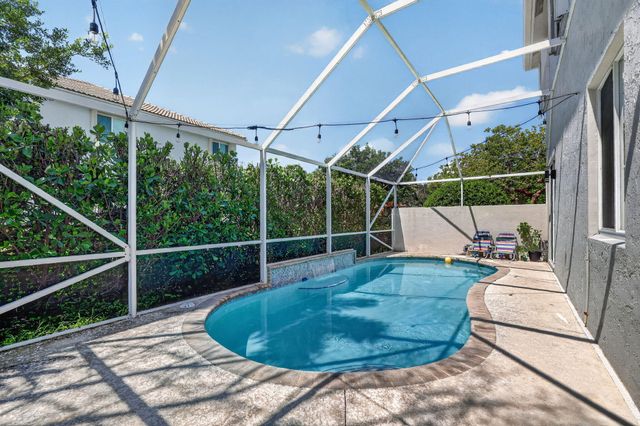 5040 Heron Place, Coconut Creek, FL 33073