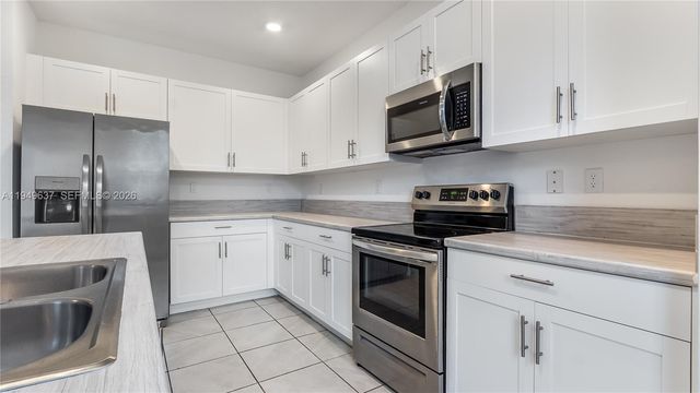 13410 SW 287th Ter, Homestead, FL 33033