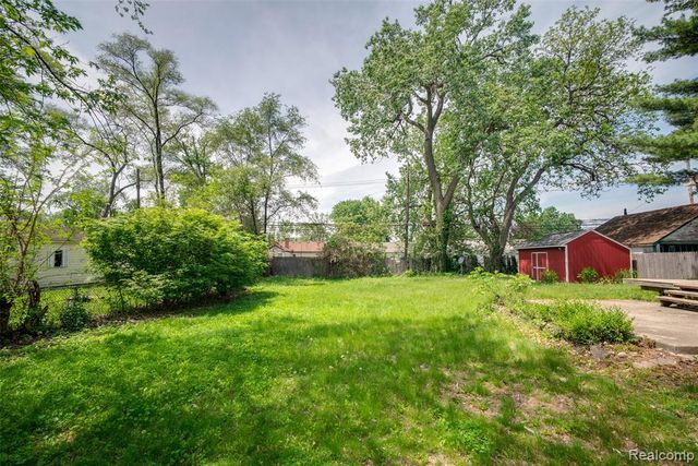 26059 Brush Street, Madison Heights, MI 48071