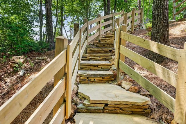 361 Bluebird Lane, Blue Ridge, GA 30513