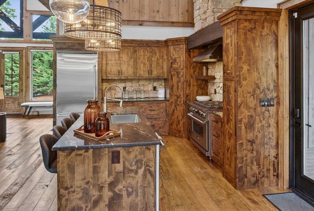 361 Bluebird Lane, Blue Ridge, GA 30513