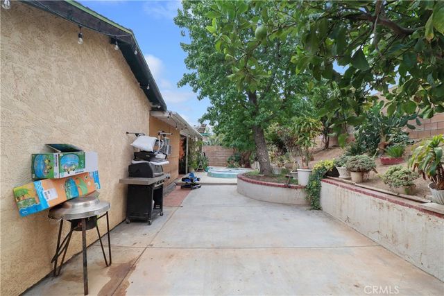 5242 La Salle, Riverside, CA 92505