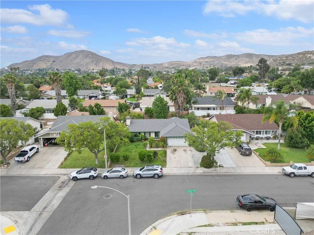 5242 La Salle, Riverside, CA 92505