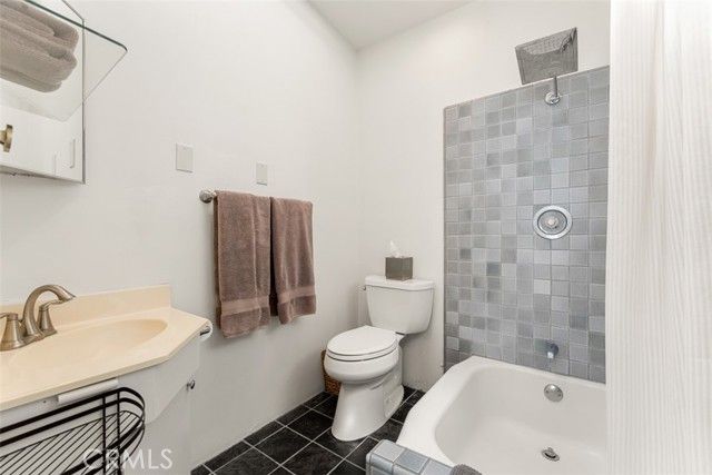 500 Mountain Road, Laguna Beach, CA 92651