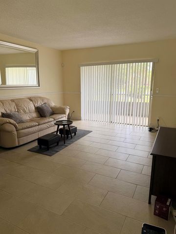 1630 Embassy Drive 104, West Palm Beach, FL 33401
