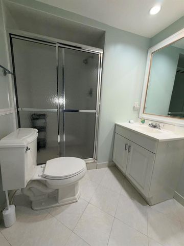 1630 Embassy Drive 104, West Palm Beach, FL 33401