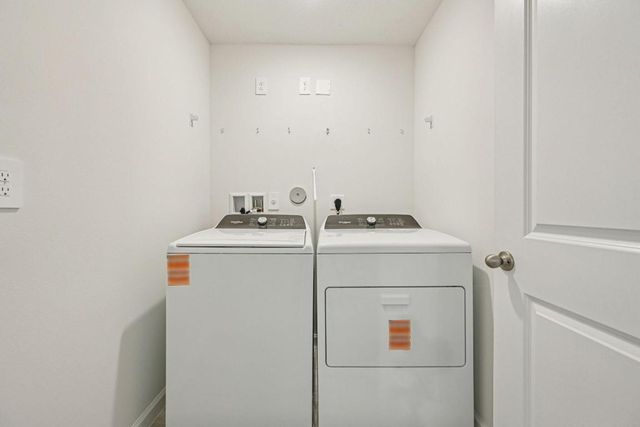 587 Salisbury Circle, Fort Pierce, FL 34982