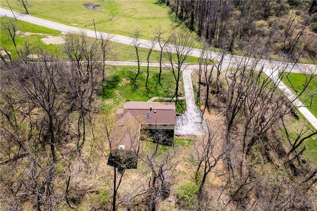 2037 RIDGE RD, Penn Twp, PA 15644