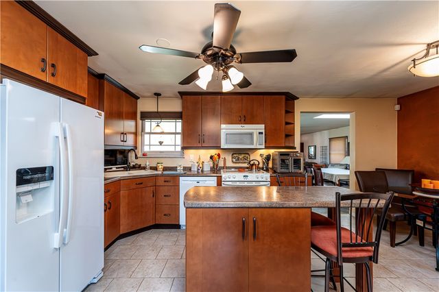 2037 RIDGE RD, Penn Twp, PA 15644