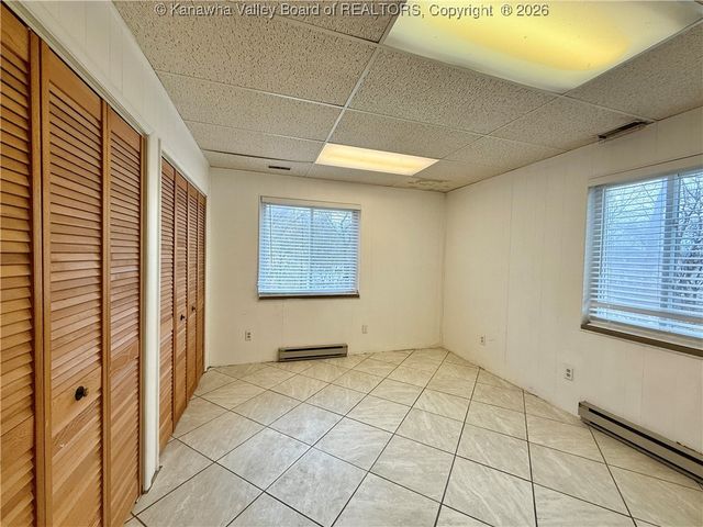 3013 Ridgeview Drive, South Charleston, WV 25303