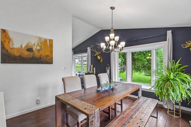 W9295 Oakland Road, Cambridge, WI 53523