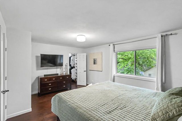 W9295 Oakland Road, Cambridge, WI 53523