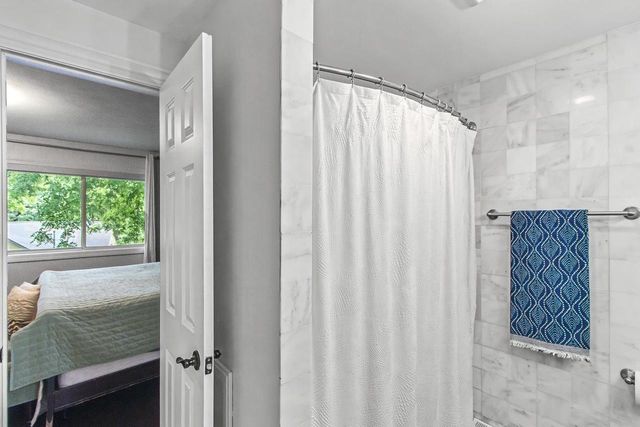 W9295 Oakland Road, Cambridge, WI 53523
