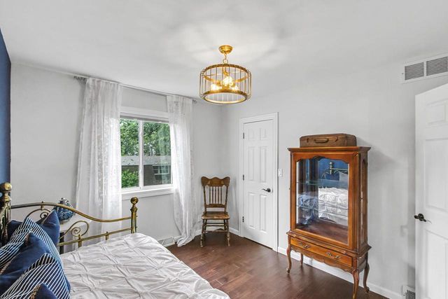 W9295 Oakland Road, Cambridge, WI 53523