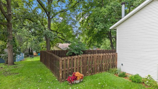 W9295 Oakland Road, Cambridge, WI 53523