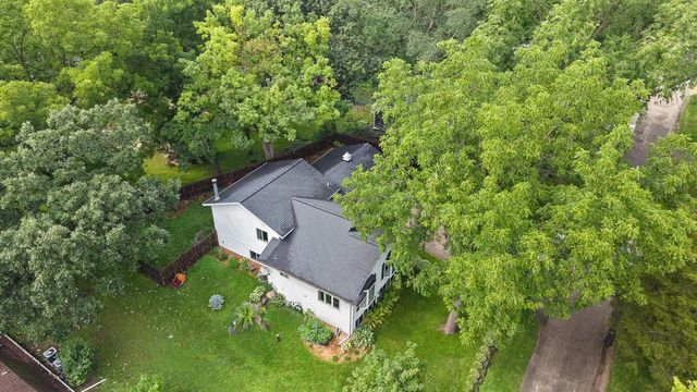 W9295 Oakland Road, Cambridge, WI 53523