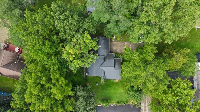 W9295 Oakland Road, Cambridge, WI 53523