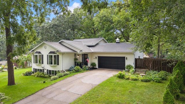 W9295 Oakland Road, Cambridge, WI 53523