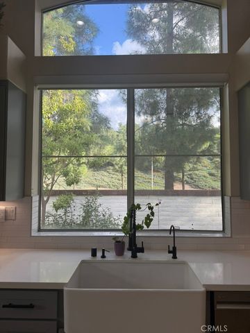 2737 Dietrich, Tustin, CA 92782