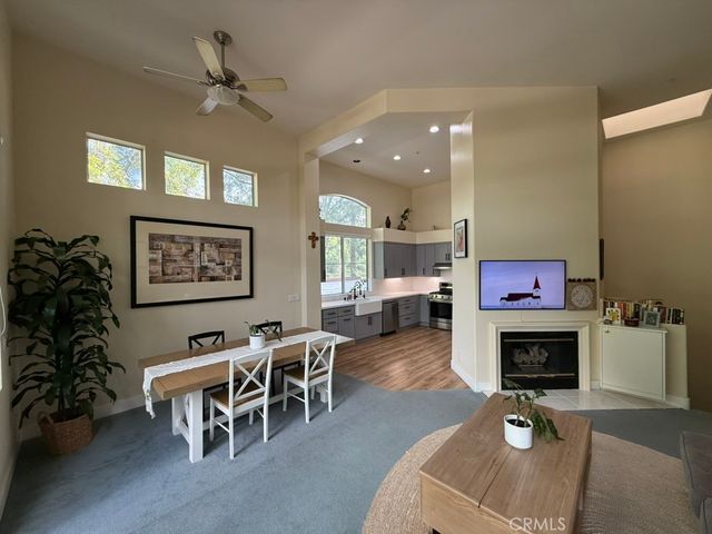 2737 Dietrich, Tustin, CA 92782