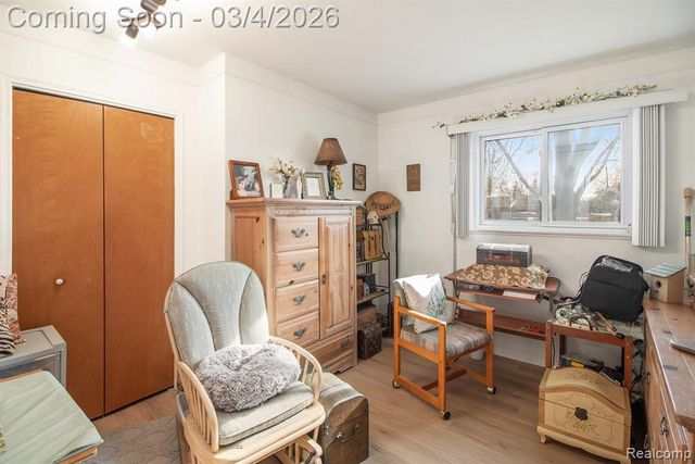 5794 Shetland Way, Waterford, MI 48327