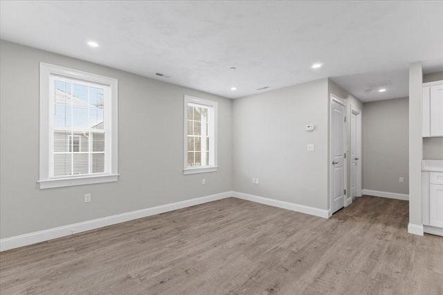 202 Central Street J, Avon, MA 02332