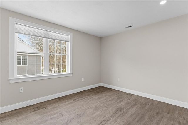 202 Central Street J, Avon, MA 02332