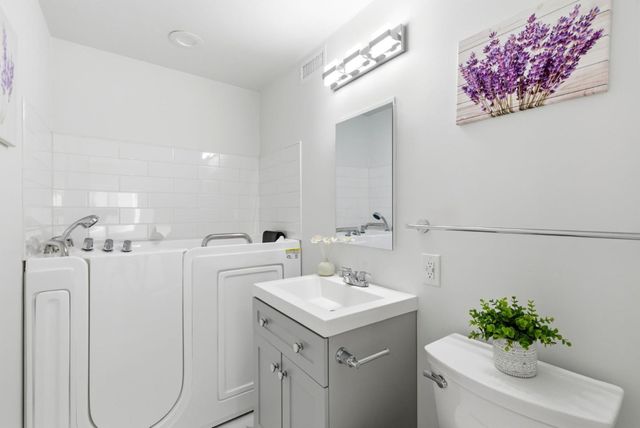 229 N Humboldt Street, San Mateo, CA 94401